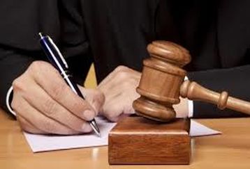 ازدواج برگ ریزون مادر با پسرش! | این مادر روانی از پسرش طلاق گرفته و بعد با دخترش ازدواج کرد! + جزئیات