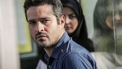 مجتبی پیرزاده بازیگر سریال پوست شیر و همسرجوانش | همسر واقعی مجتبی پیرزاده +عکس