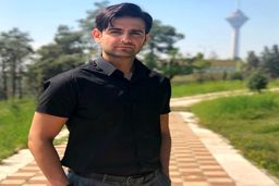 عکس دیده نشده امیرحسین آرمان با تیپ منشوری 