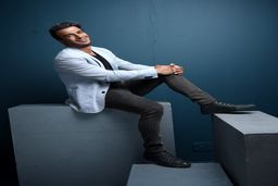 یوسف تیموری با بادیگاردهایش مردم را شوکه کرد!+عکس