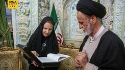 عکسی از سفیر سوییس با پوشش متفاوت در قم