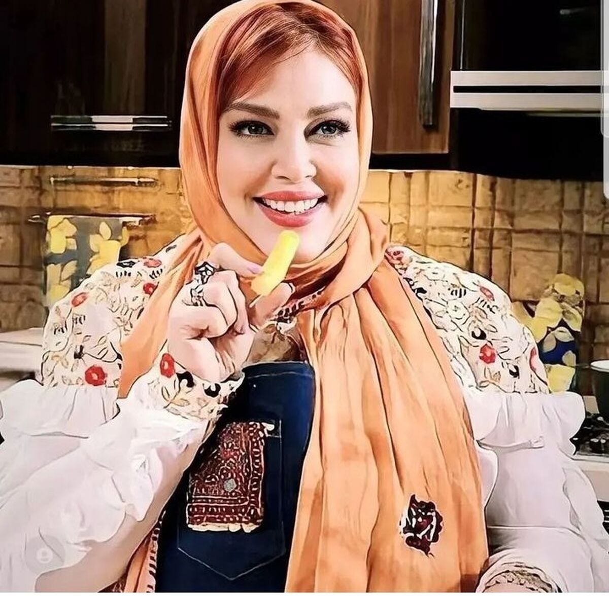 بهاره رهنما برای اکران فیلم جدیدش غوغا کرد | لباس مجلسی متفاوت بهاره رهنما از گران ترین مزون تهران + عکس