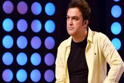 لحظه خنده دار ترسیدن علیرضا نیکبخت در برنامه حامد آهنگی!+فیلم