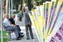 واریز ۲ میلیون اضافه به همراه حقوق بازنشستگان در فروردین | کدام بازنشستگان این ماه معوقات می گیرند ؟ 