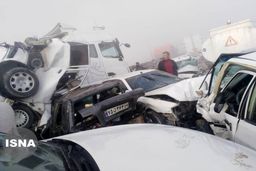 تصادف زنجیره‌ ای وحشتناک پنجاه خودرو در ایران +عکس امروز