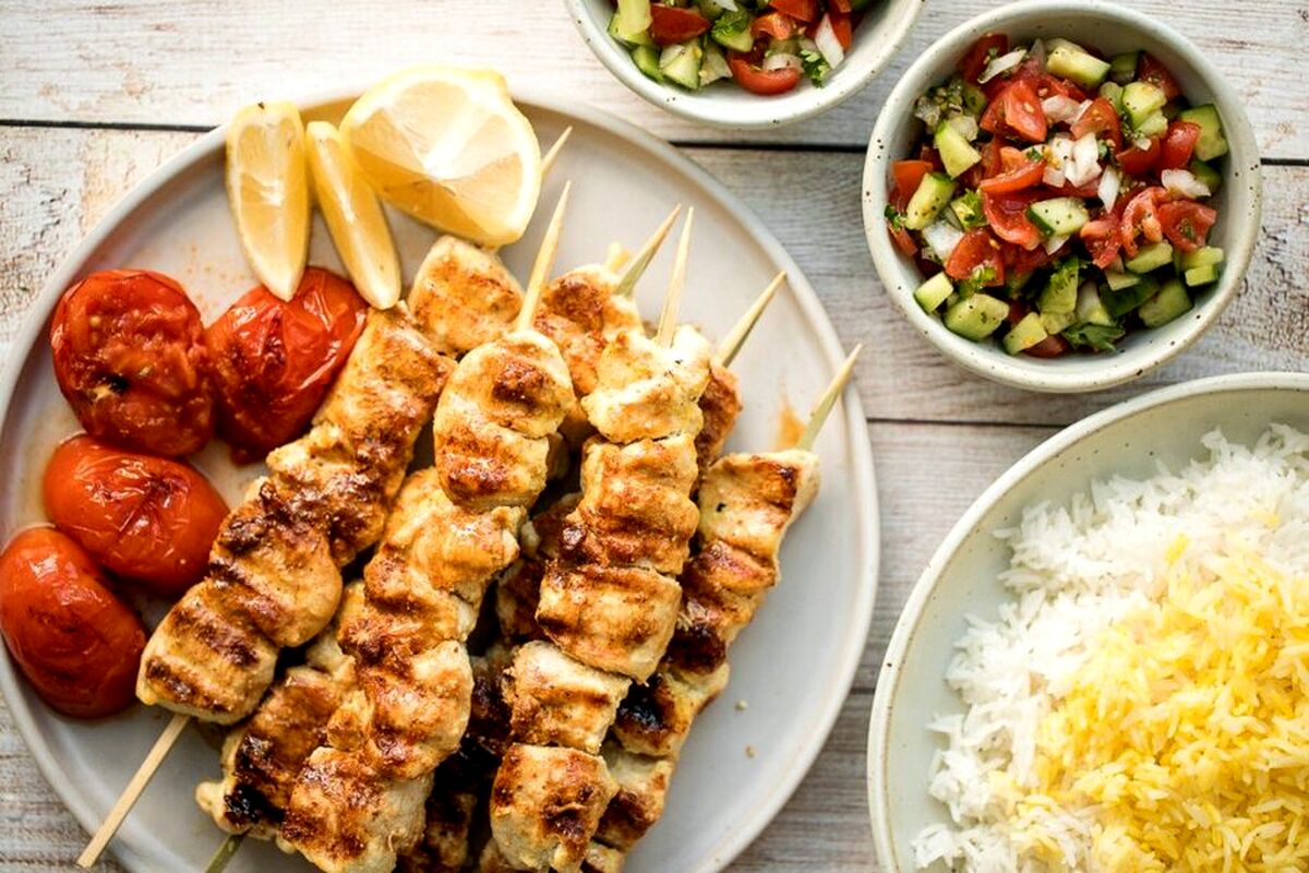 با این روش یک جوجه کباب بازاری در خانه درست کنید | ترفند های جذاب برای پخت جوجه کباب آبدار !
