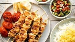 طرز تهیه جوجه کباب چوبی به ساده ترین روش | چرا جوجه‌ها خوب رنگ نمی‌گیرد؟