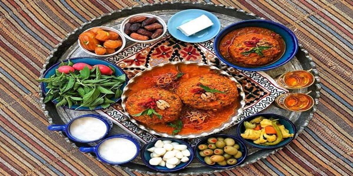 سفره افطار یک خانواده در ماه رمضان چقدر آب می خوره؟