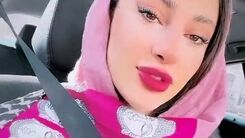 عکس مشکوک ترلان پروانه در ماشین لاکچری سوژه شد+عکس