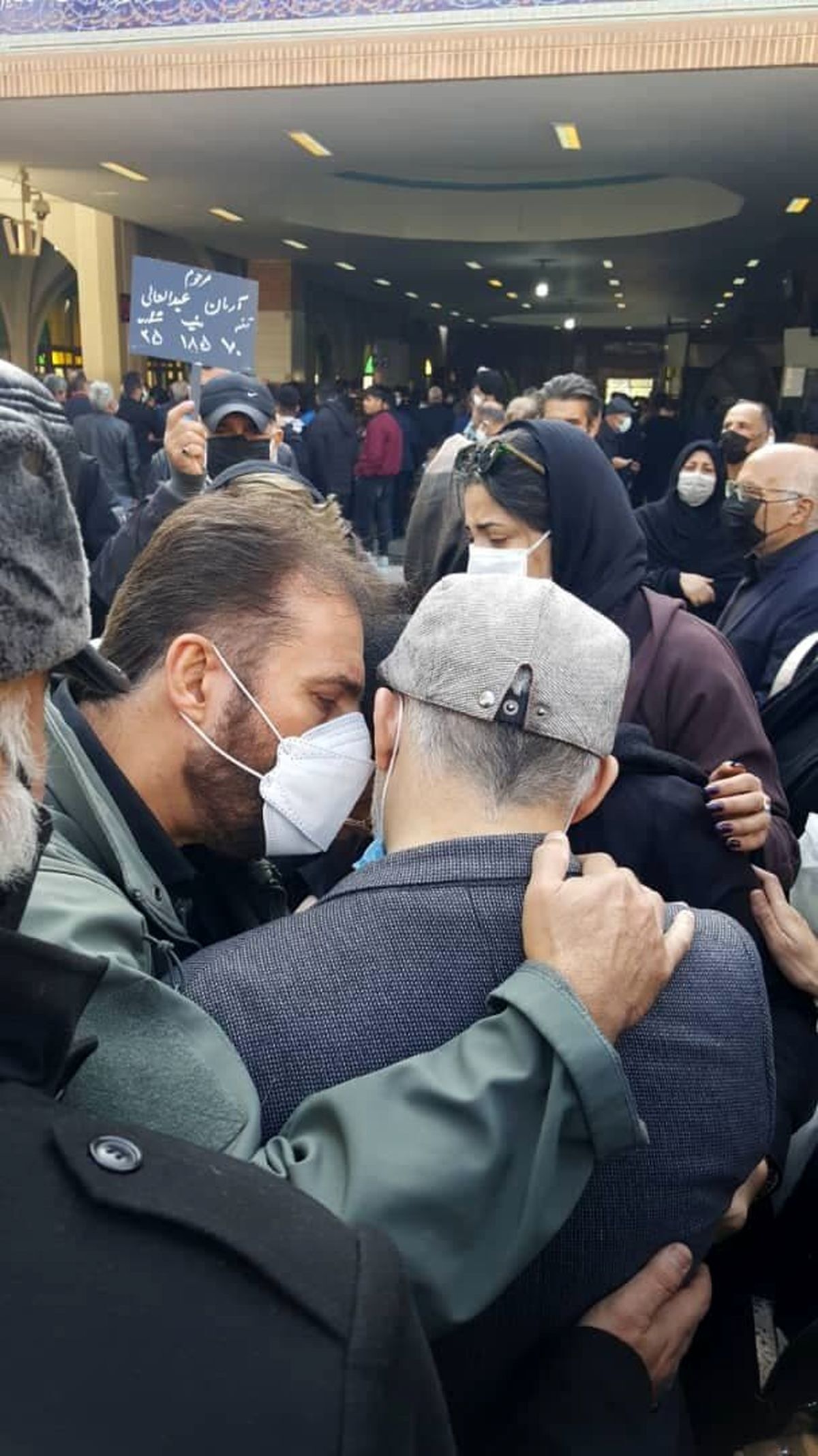 سید جواد هاشمی در تشییع جنازه آرمان عبدالعالی+عکس