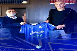 رافائل سیلوا از هتل راهی محل تمرین استقلال شد