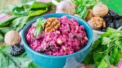 این سالاد جذاب لبو را برای شب یلدا درست کنید | میز یلداتون را خوشرنگ و طعم کنید