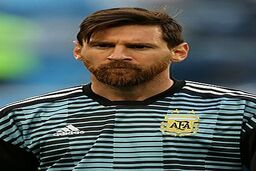 نبوغ هوشمندانه لیونل مسی پیش از گلزنی +فیلم
