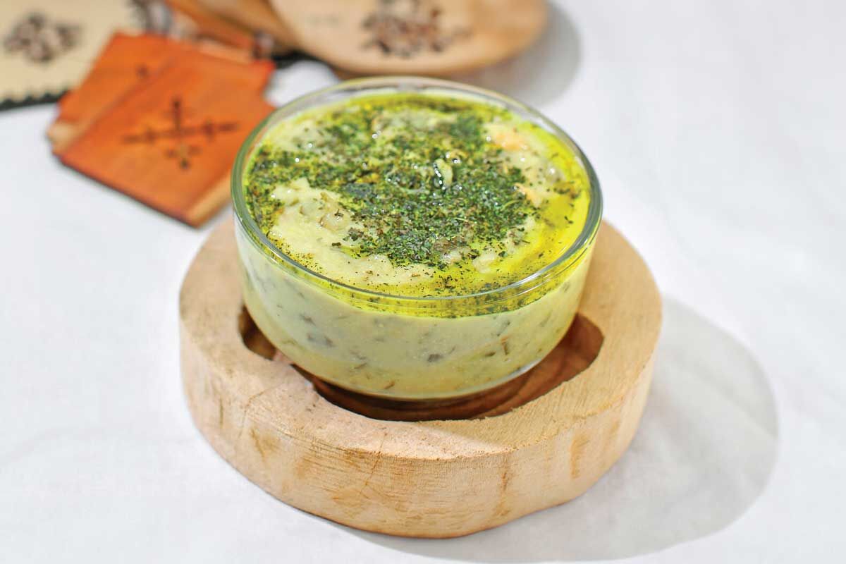 یه پیشنهاد برای طرفداران آش | طرز تهیه این آش لذیذ را یاد بگیر؛ بخور و نفخ نکن!