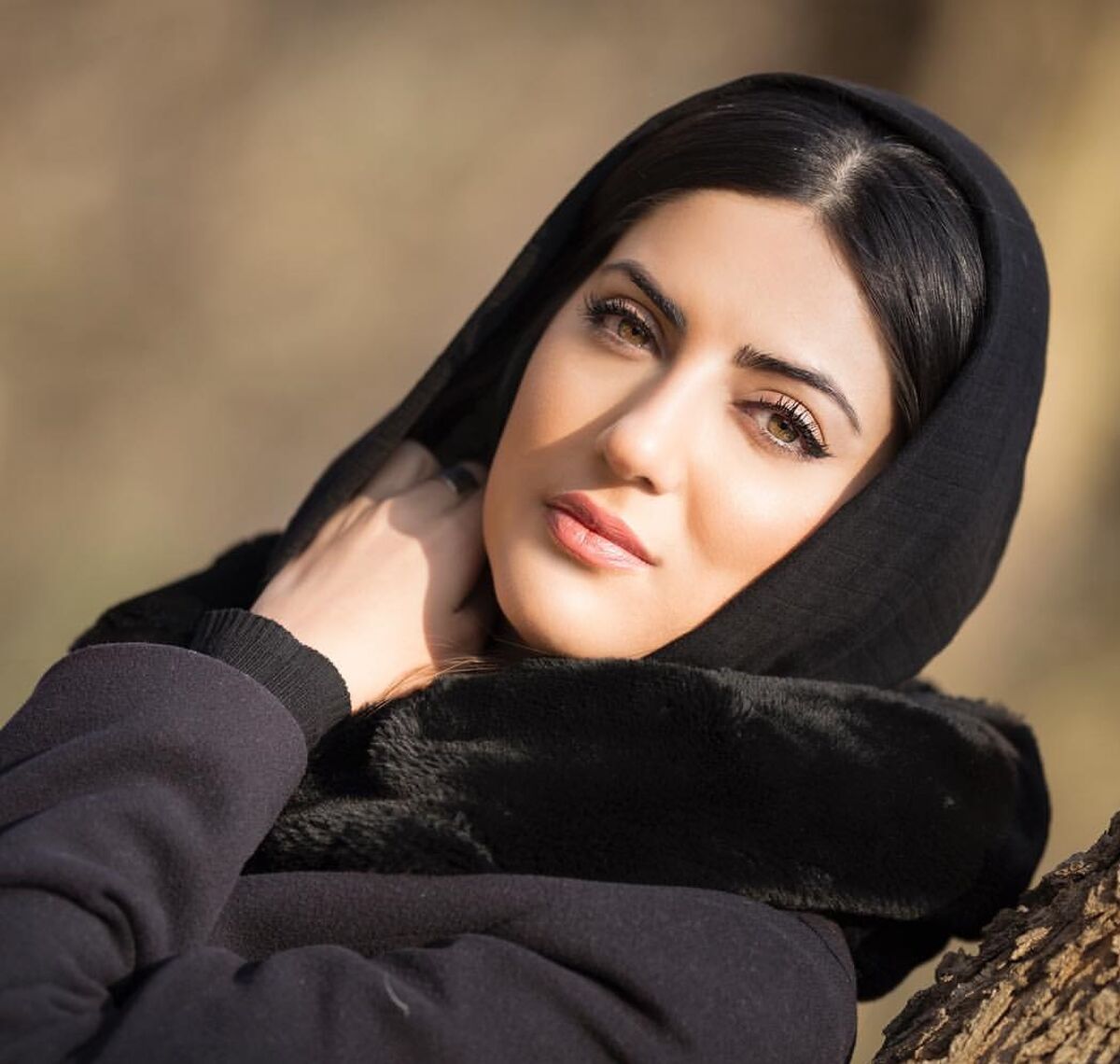حادثه وحشتناک برای هلیا امامی | تصویری از حال ناجور هلیا امامی زیر سرم با پای شکسته +عکس