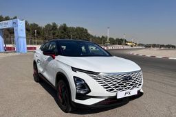 ریزش بی سابقه دو میلیارد این خودرو چینی | این محصول مدیران خودرو بدون مشتری ماند  