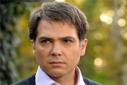 خبر فوری/کوروش تهامی عزادار شد+عکس کوروش تهامی 