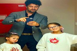 رونمایی شاهرخ استخری از پسرش | حسادت عجیب نبات دختر شاهرخ استخری به بچه +عکس خبرساز