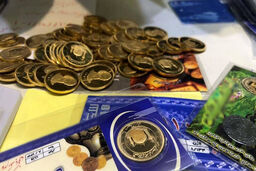 قیمت دلار و یورو امروز ۱۴۰۱/۰۲/۰۱/سکه ارزان شد؟