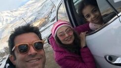عکس لو رفته از جشن تولد لاکچری با کیک طلایی دختر یکتا ناصر در هواپیما/لباس مجلسی یکتا ناصر دیدنی بود! +عکس 
