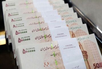 شگفتانه دولت رئیسی برای عیدی و حقوق کارمندان و بازنشستگان در سال آینده | افزایش 2 برابری عیدی کارمندان و بازنشستگان | مبلغ مد نظر رئیس جمهور برای عیدی و حقوق کارمندان و بازنشستگان