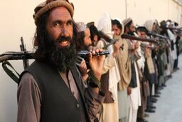 افغانستان سقوط کرد / طالبان رادیو را گرفتند