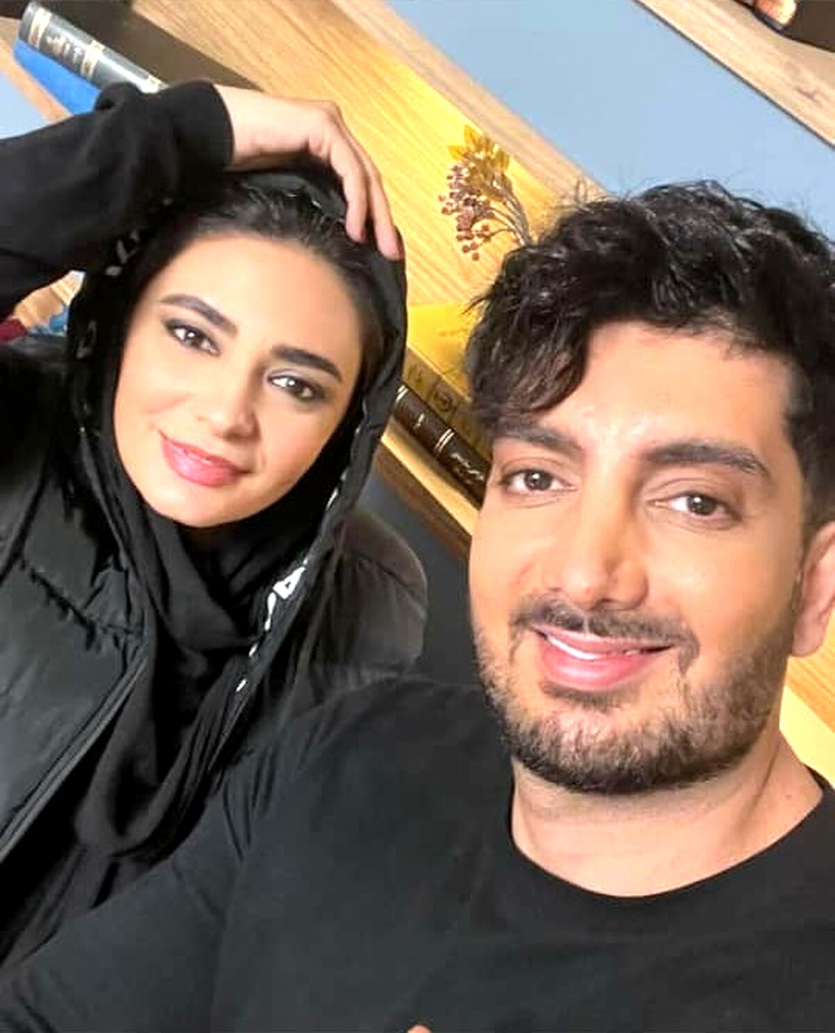 لیندا کیانی بالاخره از همسرش رونمایی کرد/غافلگیری مردم از چهره غیرتی این مرد کنار لیندا کیانی!؟ +عکس لو رفته