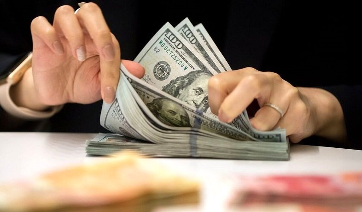 کاهش نرخ دلار در صرافی های بانکی همه را سورپرایز کرد! + جزئیات