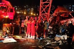  تصادف وحشتناک در تهران/ میکسر یک خودروی سواری را له کرد +عکس