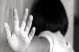آزار شیطانی دختر ۸ ساله توسط راننده پراید | مادر دختر: لباس‌های دخترم پاره شده بود