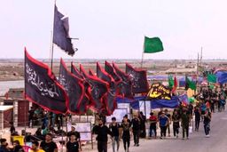 ‏نماینده مجلس در صف گذرنامه ‎اربعین ! + عکس