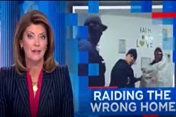 حمله جنجالی افسران آمریکا به یک زن+فیلم داغ 