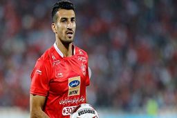 حسین ماهینی دستگیر شد!/ ماجرای کلاهبرداری به اسم آقای فوتبالیست 