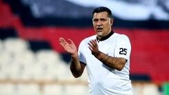 جدال جذاب علی دایی با اسطوره بارسلونا +عکس