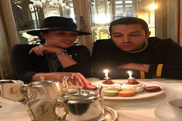 جشن تولد خاص همسر اشکان خطیبی در رستوران خارجی + عکس با 