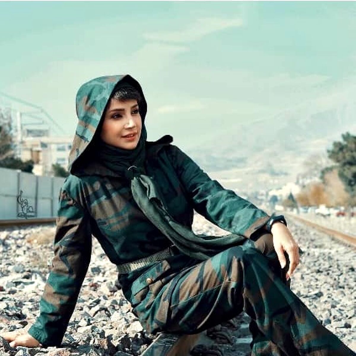 زندگینامه شبنم قلی خانی 
