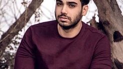 دانلود آهنگ جدید سینا درخشنده بنام بیا پیشم+موزیک 