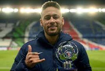 نیمار با دشداشه وارد محل تمرین الهلال شد