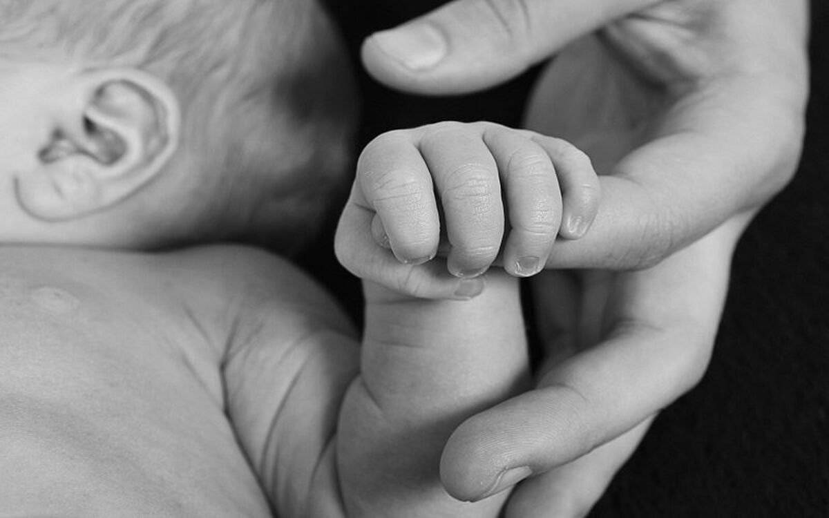 فروش نوزاد ۱۵ روزه به قیمت ۱۲۰ میلیون!