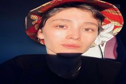 رفتار خجالت آور فرشته حسینی و دوستش در ماشین لاکچری+عکس