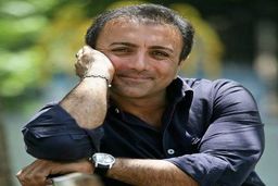 امید زندگانی از برادر ناتنی اش که به جای فرزندش است رونمایی کرد | برادر امید زندگانی سوژه شد + عکس