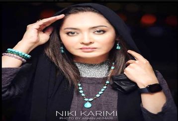 دور دور نیکی کریمی با ماشین سانروف دارش در خیابان های تهران | پوشش متفاوت خانم بازیگر در خودروش +عکس