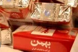  هدیه عجیب مدیر جدید دخانیات به خبرنگاران: یک باکس سیگار بهمن!