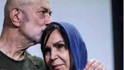 آخرین فیلم از آتیلا پسیانی درخارج از کشور | خوش و بش جالب آتیلا پسیانی با خارجی ها +فیلم