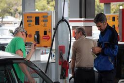 خبرفوری/ زمان واریز سهمیه بنزین اردیبهشت اعلام شد