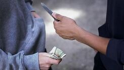 زورگیران خشن محله تجریش دستگیر شدند | اعتراف به 30 فقره زورگیری