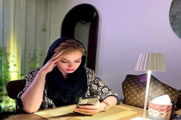 عکس قدیمی از چهره واقعی سپیده خداوردی وقتی بازیگر نبود |  مانتوی مد امروز سپیده خداوردی در عکس ۲۷سال پیش +عکس