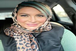 فریبا نادری در ایستگاه اتوبوس | شوهر میلیاردر فریبا نادری ماشینش از خانم بازیگر گرفت + عکس