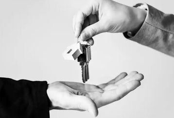 چگونه حکم تخلیه مستأجر بگیریم؟ | قانون جدید صدور حکم تخلیه مستاجر سال ۱۴۰۳