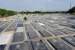  چشم و هم چشمی به مراسم عزا رسید! | تصویری از سنگ قبر چندصد میلیونی در یاسوج